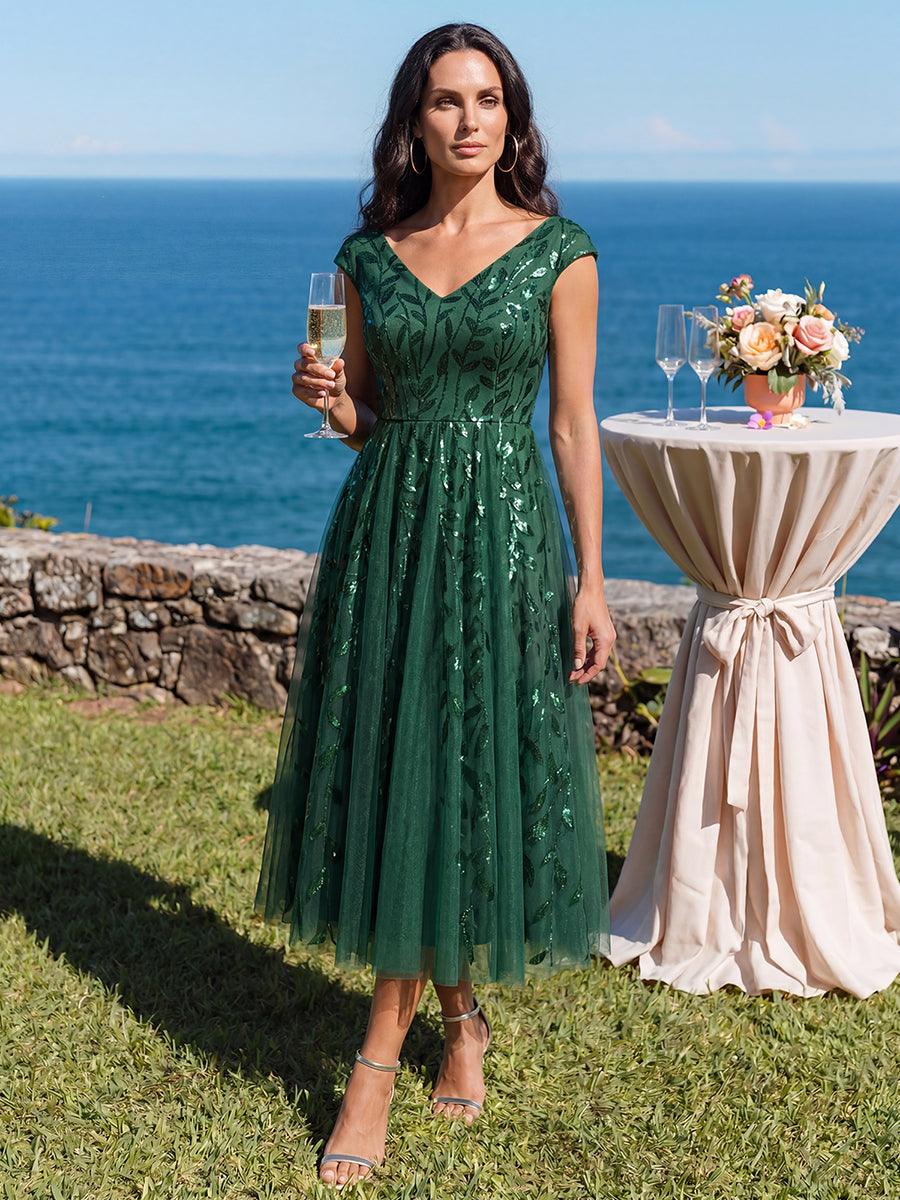 Midi Pailletten A-Linie Kleid Mit V-Ausschnitt Und Patchwork Details #Farbe_Dunkelgrün
