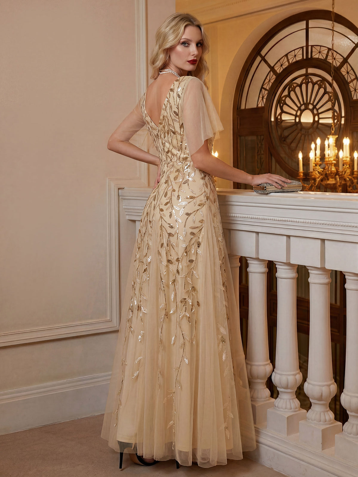 Bodenlanger V-Ausschnitt A-Linie Pailletten Kleid Mit Tiefem V-Ausschnitt Und Funkelnden Details #Farbe_Gold