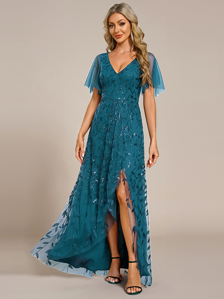 Maxilänge, V-Ausschnitt, asymmetrischer Saum, Pailletten-Kleid mit tiefem V-Ausschnitt und funkelnden Details#Farbe_Petrol