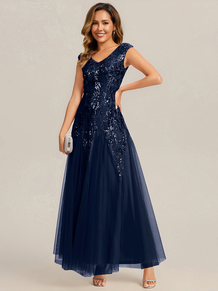 Bodenlanger V-Ausschnitt A-Linie Pailletten Kleid Mit Besticktem Blumenmuster #Farbe_Marineblau