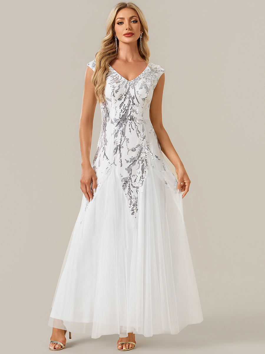 Bodenlanger V-Ausschnitt A-Linie Pailletten Kleid Mit Besticktem Blumenmuster #Farbe_Weiß