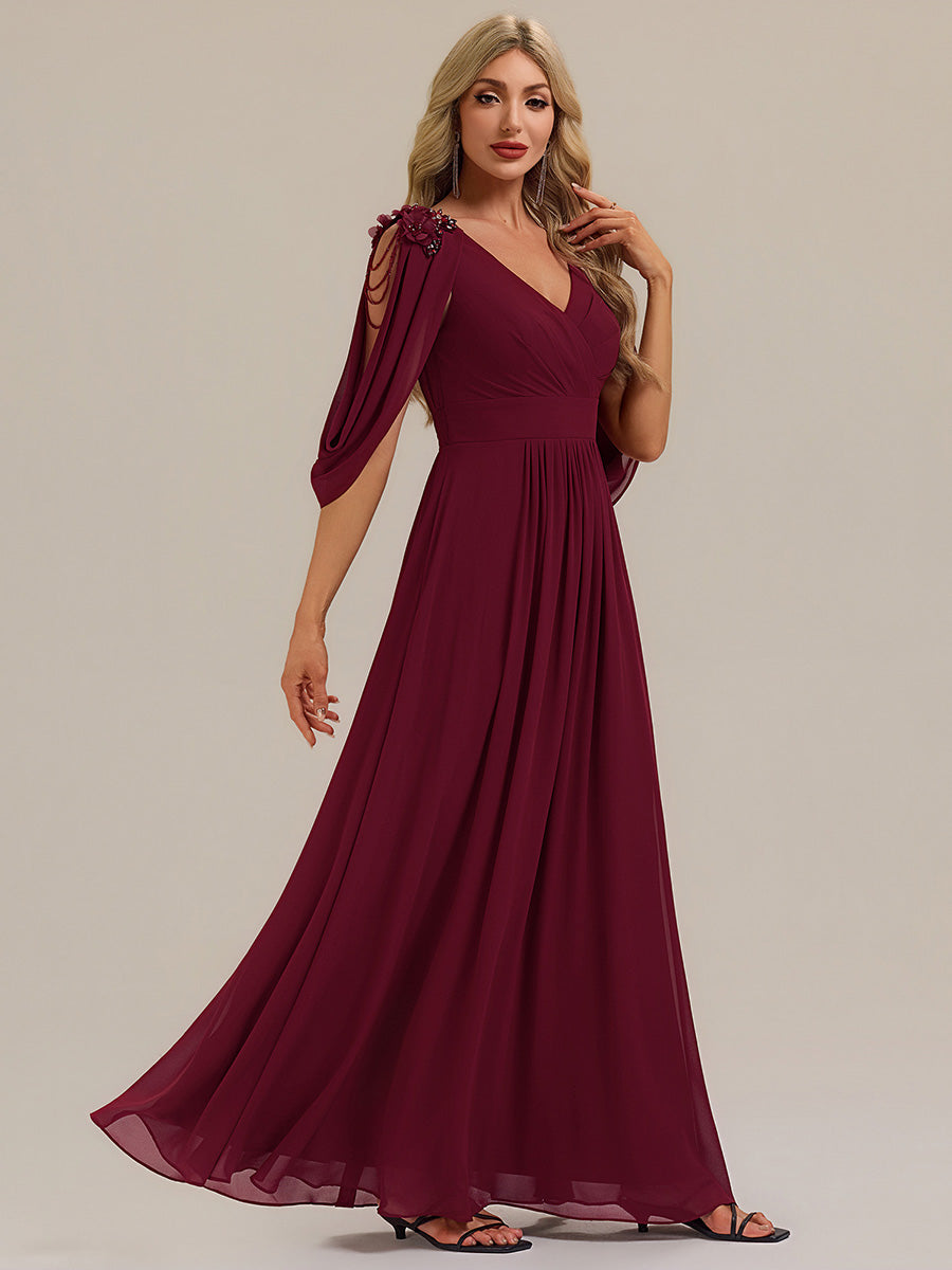 Bodenlanger V-Ausschnitt A-Linie Chiffonkleid Mit Blumenmuster Perlenapplikationen Und Raffung #Farbe_Burgunderrot