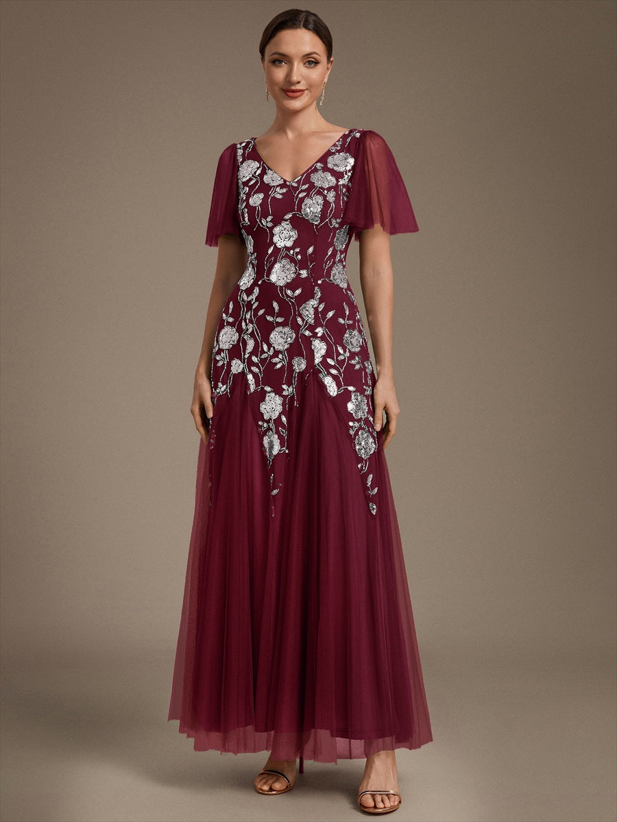 Bodenlanger V-Ausschnitt A-Linie Pailletten Kleid Mit Patchwork Und Funkelnden Details #Farbe_Burgunderrot