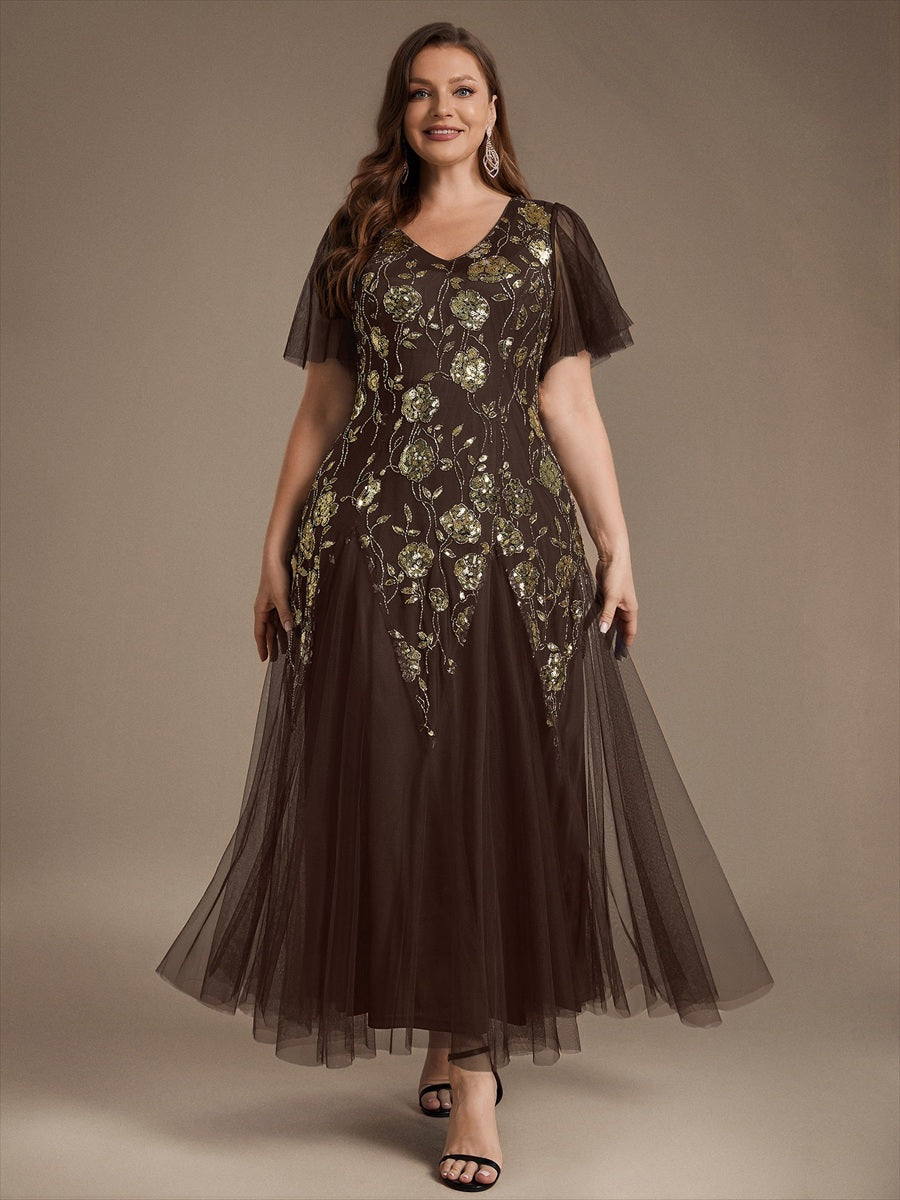 Bodenlanger V-Ausschnitt A-Linie Pailletten Kleid Mit Patchwork Und Funkelnden Details #Farbe_Schokoladenbraun