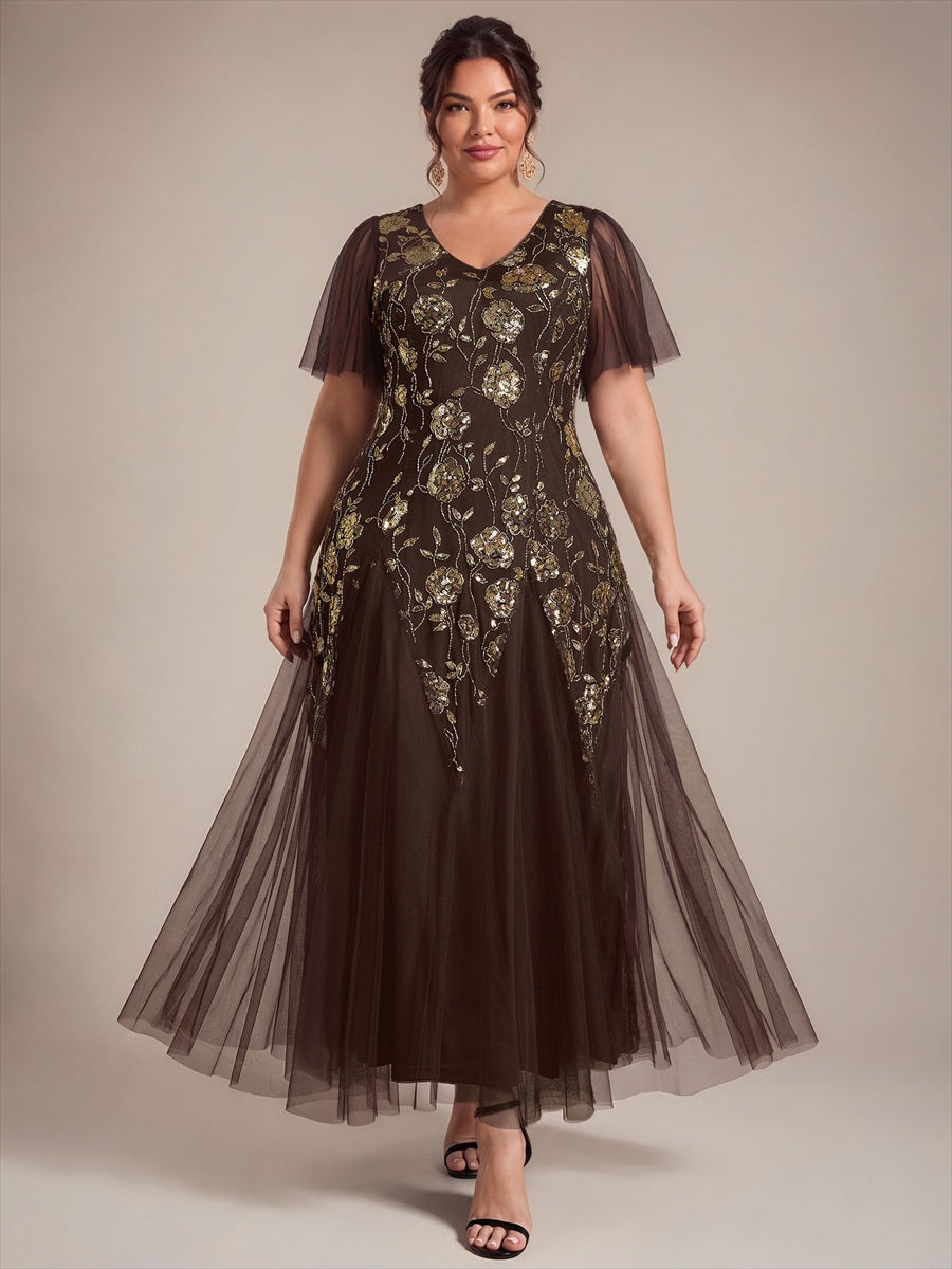 Bodenlanger V-Ausschnitt A-Linie Pailletten Kleid Mit Patchwork Und Funkelnden Details #Farbe_Schokoladenbraun