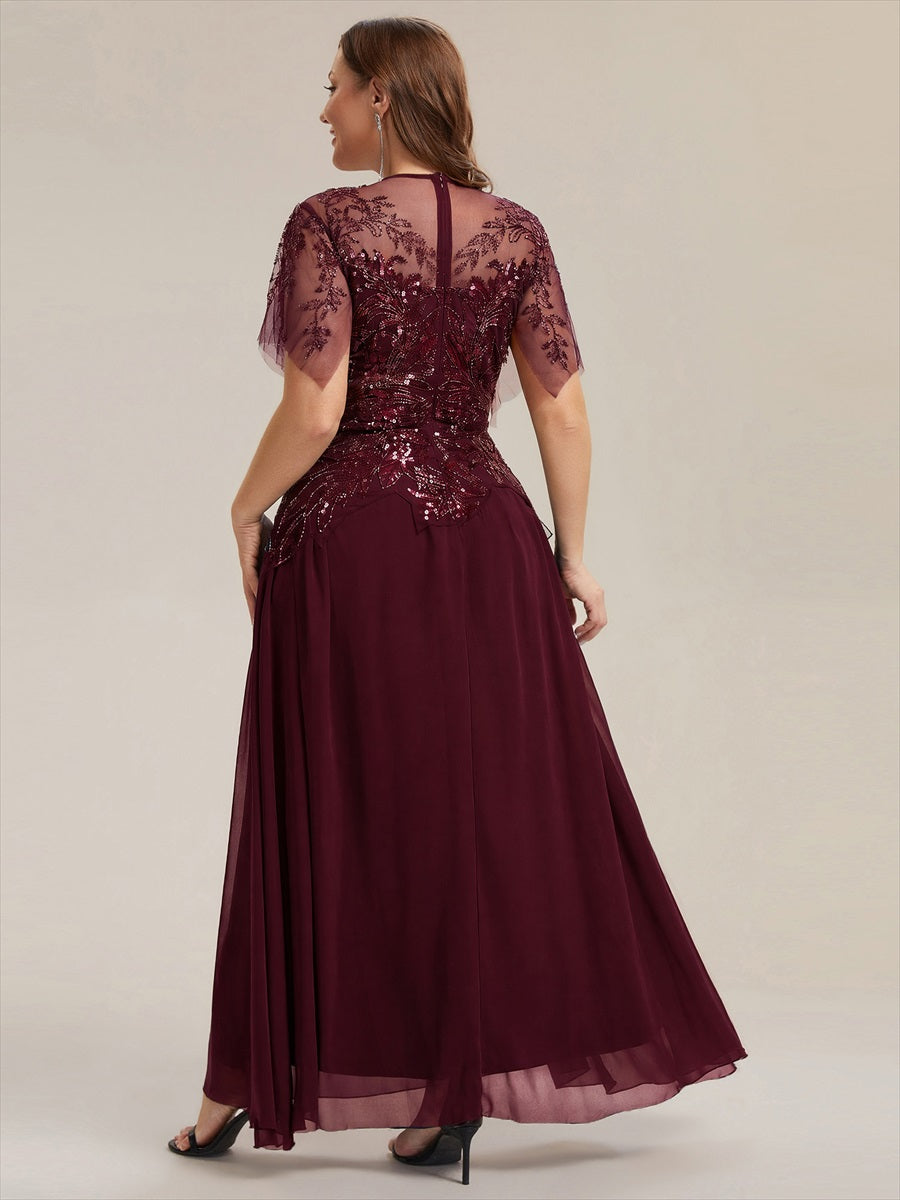 Maxikleid Mit Rundhalsausschnitt A-Linien Schnitt Tüllstoff Patchwork Und Pailletten Details Transparente Gestaltung #Farbe_Burgunderrot
