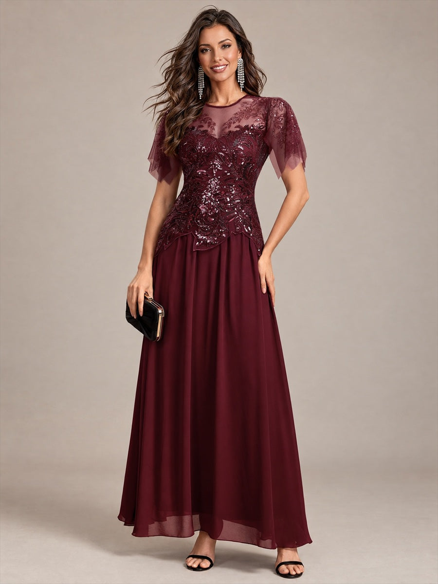 Maxikleid Mit Rundhalsausschnitt A-Linien Schnitt Tüllstoff Patchwork Und Pailletten Details Transparente Gestaltung #Farbe_Burgunderrot