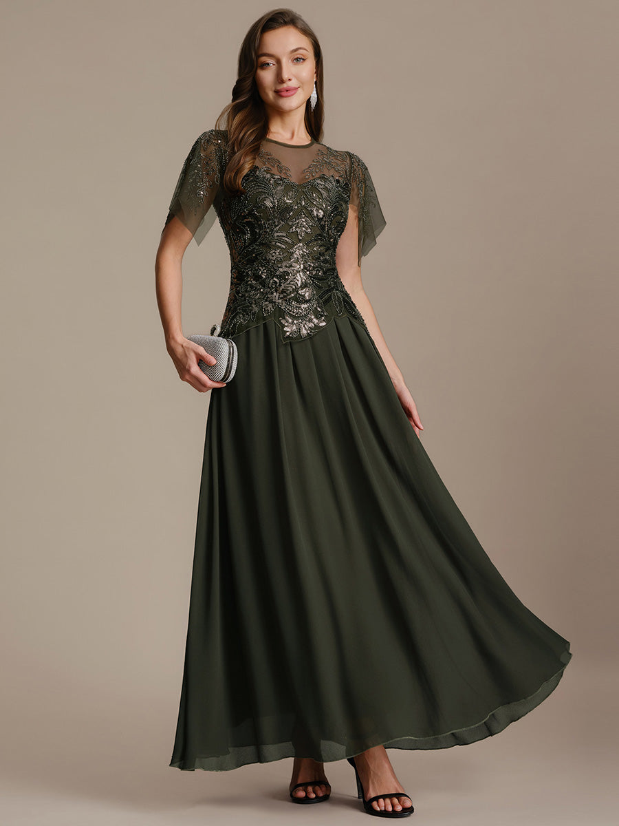 Maxikleid Mit Rundhalsausschnitt A-Linien Schnitt Tüllstoff Patchwork Und Pailletten Details Transparente Gestaltung #Farbe_Olivgrün