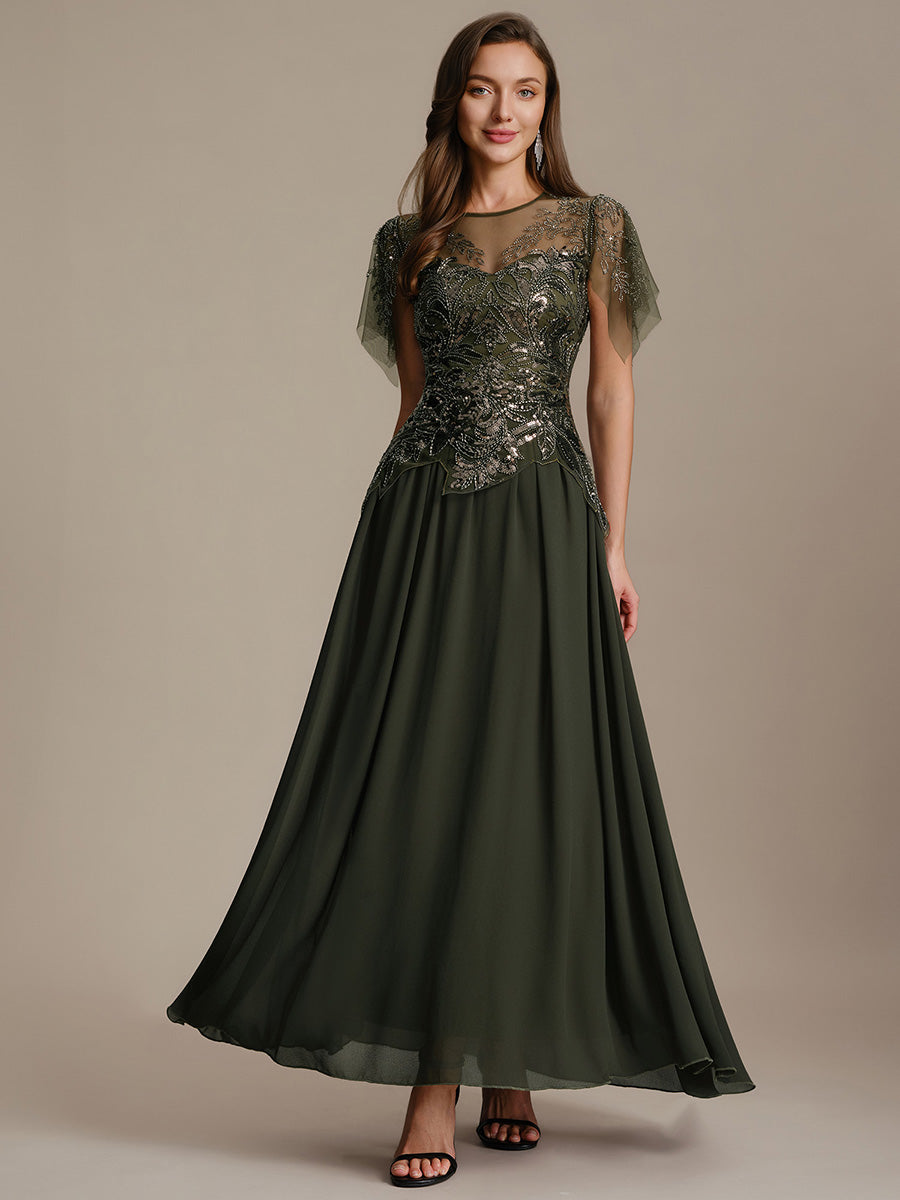 Maxikleid Mit Rundhalsausschnitt A-Linien Schnitt Tüllstoff Patchwork Und Pailletten Details Transparente Gestaltung #Farbe_Olivgrün