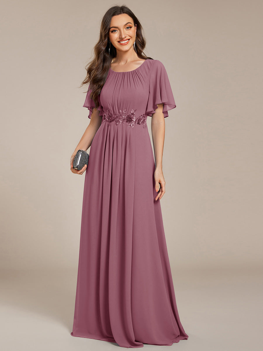 Bodenlanger A-Linien Chiffonkleid Mit Raffung Blumenmuster Und Applikationen #Farbe_Orchideenviolett