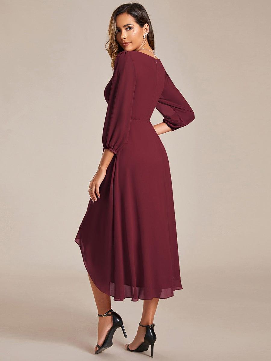 Robe d'invit¨¦ de mariage trap¨¨ze en mousseline fluide ¨¤ encolure ronde et longueur au genou #farbe_Burgundy Robe d'invit¨¦ de mariage trap¨¨ze en mousseline fluide ¨¤ encolure ronde et longueur au genou #farbe_Burgundy