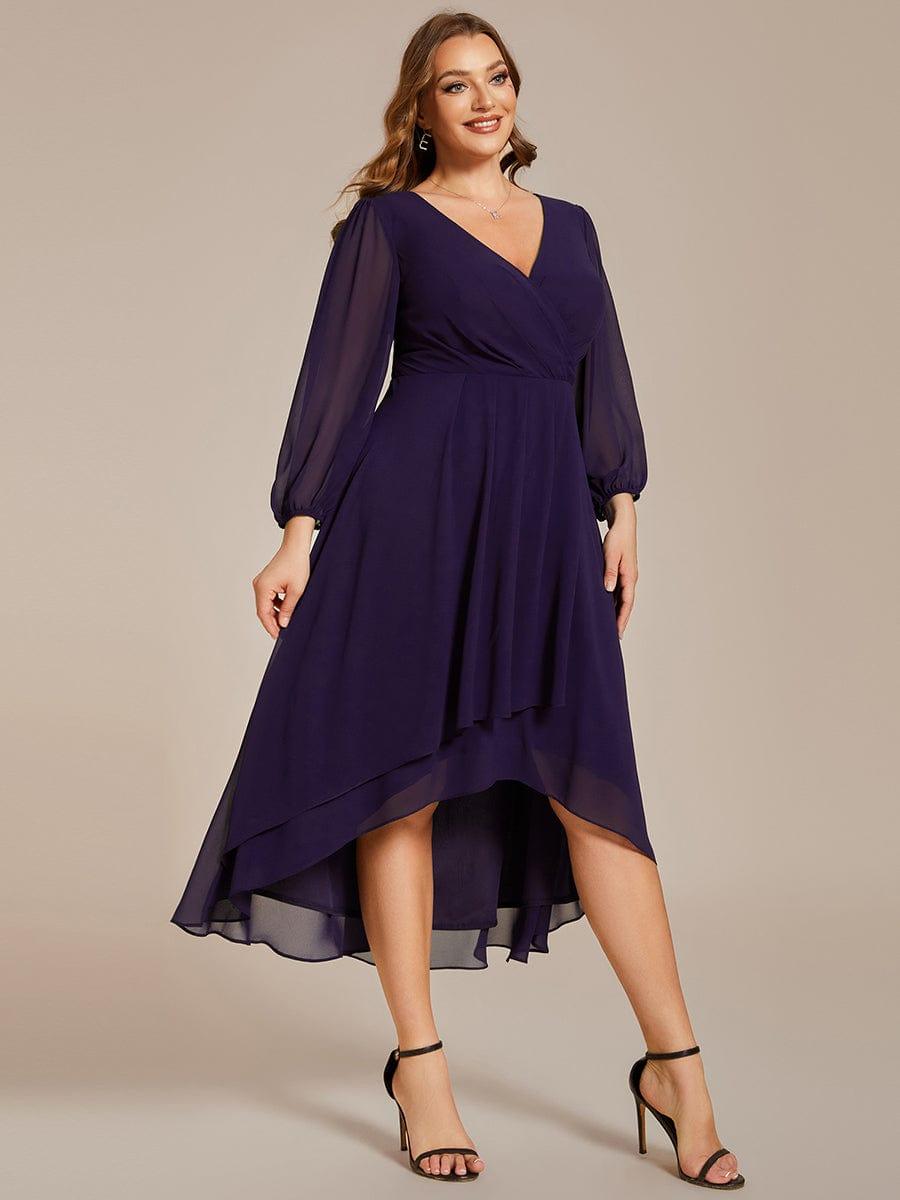 Robe d'invit¨¦ de mariage trap¨¨ze en mousseline fluide ¨¤ encolure ronde et longueur au genou #farbe_Dunkel Violett Robe d'invit¨¦ de mariage trap¨¨ze en mousseline fluide ¨¤ encolure ronde et longueur au genou #farbe_Dunkel Violett