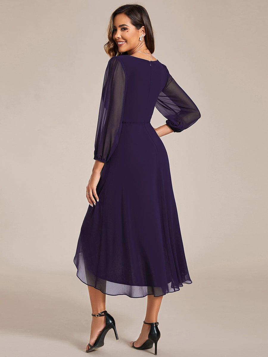 Robe d'invit¨¦ de mariage trap¨¨ze en mousseline fluide ¨¤ encolure ronde et longueur au genou #farbe_Dunkel Violett Robe d'invit¨¦ de mariage trap¨¨ze en mousseline fluide ¨¤ encolure ronde et longueur au genou #farbe_Dunkel Violett