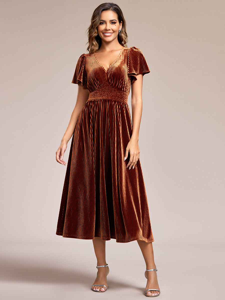 Midi Tee-Länge A-Linie Kleid Mit V-Ausschnitt Aus Weichem Samt Elegant Und Bequem Kleid #Farbe_Karamell