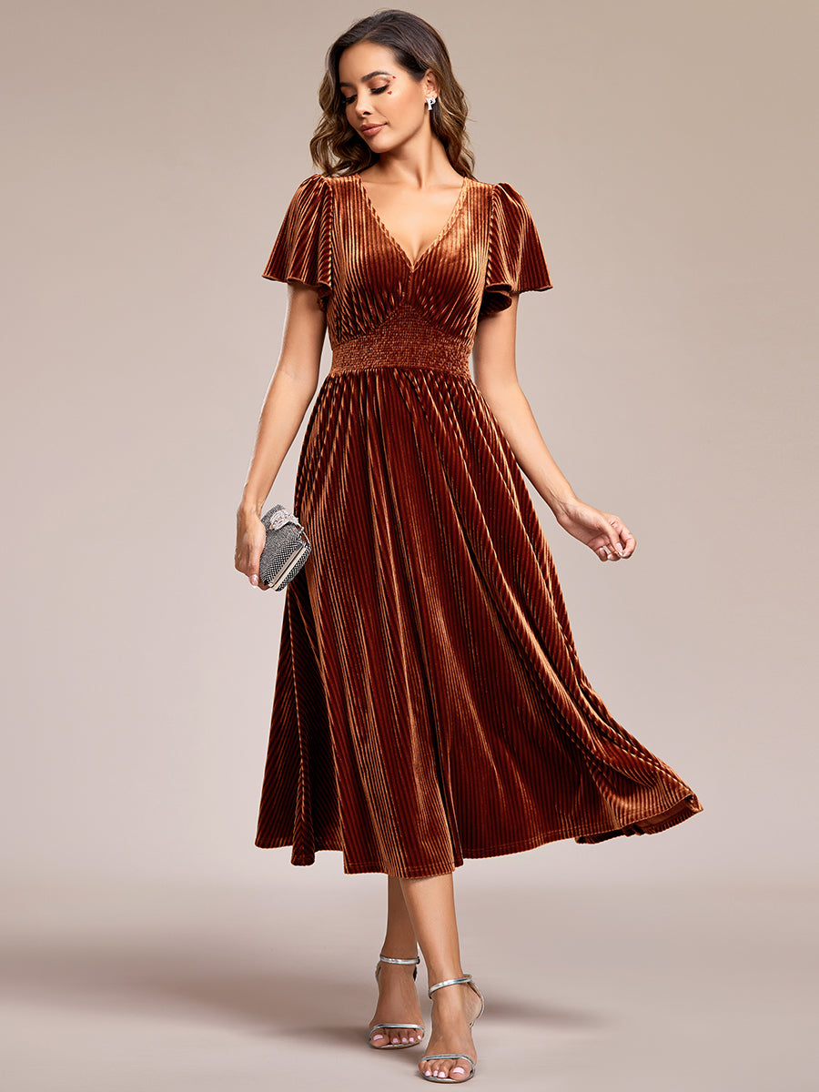 Midi Tee-Länge A-Linie Kleid Mit V-Ausschnitt Aus Weichem Samt Elegant Und Bequem Kleid #Farbe_Karamell