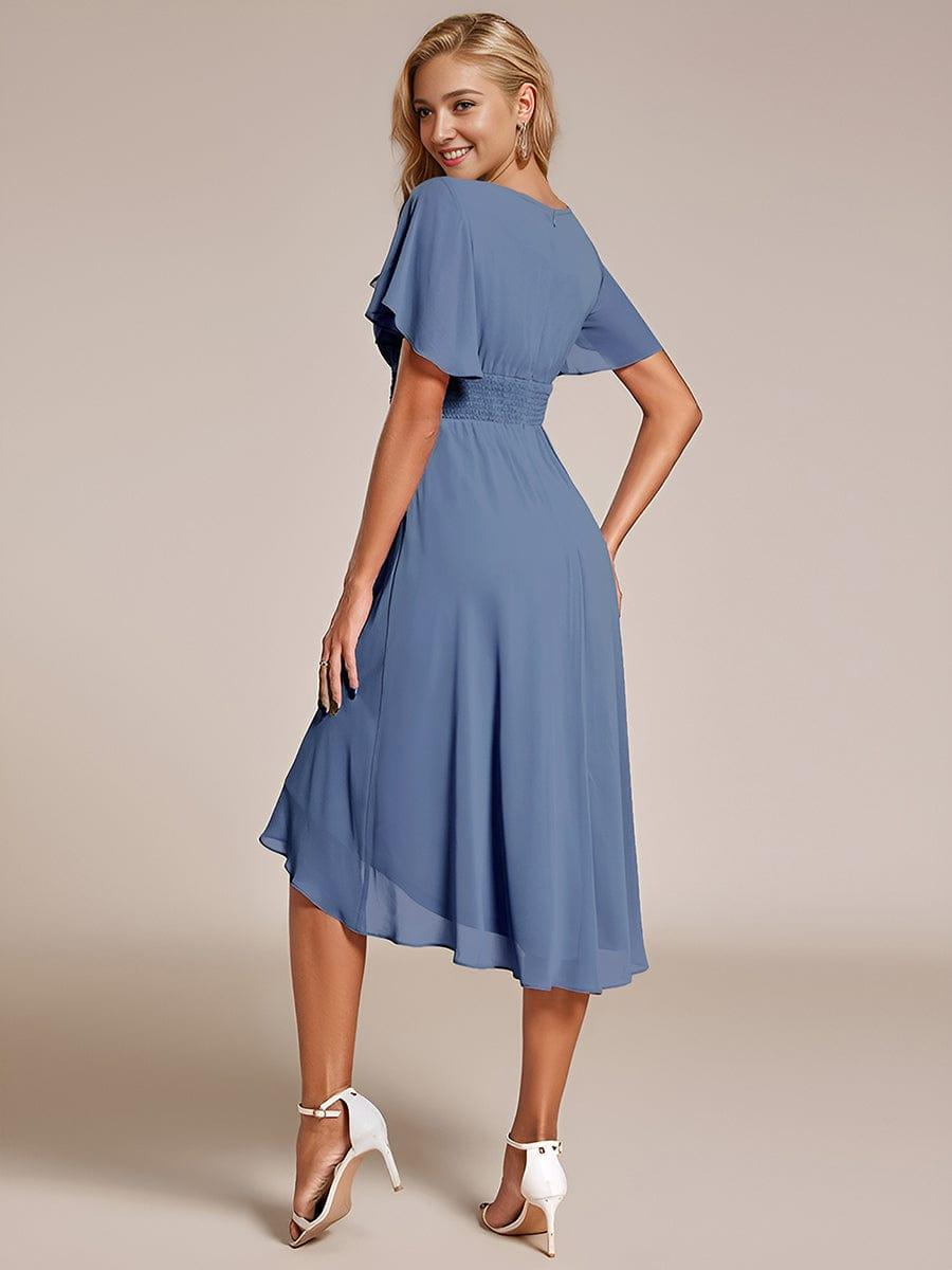 Robe d'invit¨¦ de mariage trap¨¨ze en mousseline fluide ¨¤ encolure ronde et longueur au genou #farbe_Dusty Navy Robe d'invit¨¦ de mariage trap¨¨ze en mousseline fluide ¨¤ encolure ronde et longueur au genou #farbe_Dusty Navy