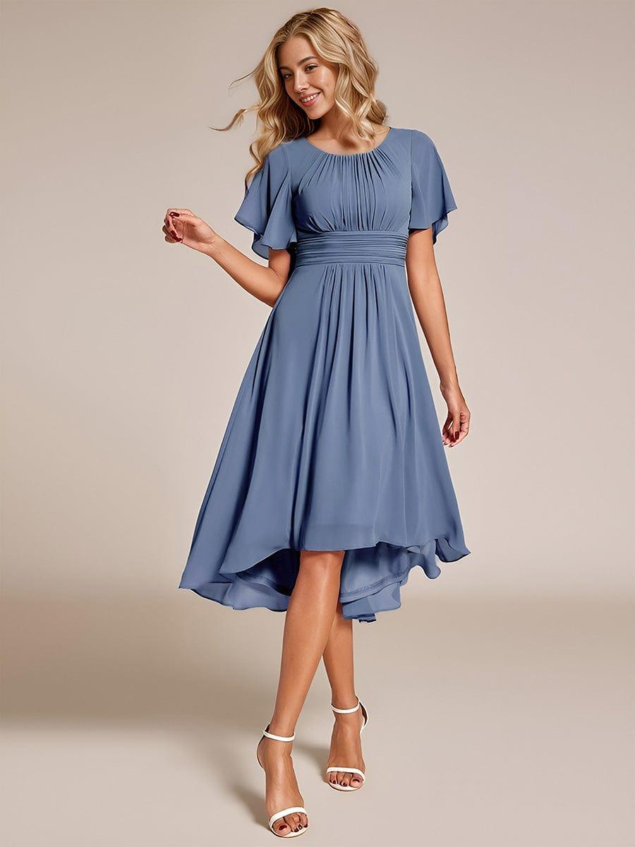 Robe d'invit¨¦ de mariage trap¨¨ze en mousseline fluide ¨¤ encolure ronde et longueur au genou #farbe_Dusty Navy Robe d'invit¨¦ de mariage trap¨¨ze en mousseline fluide ¨¤ encolure ronde et longueur au genou #farbe_Dusty Navy