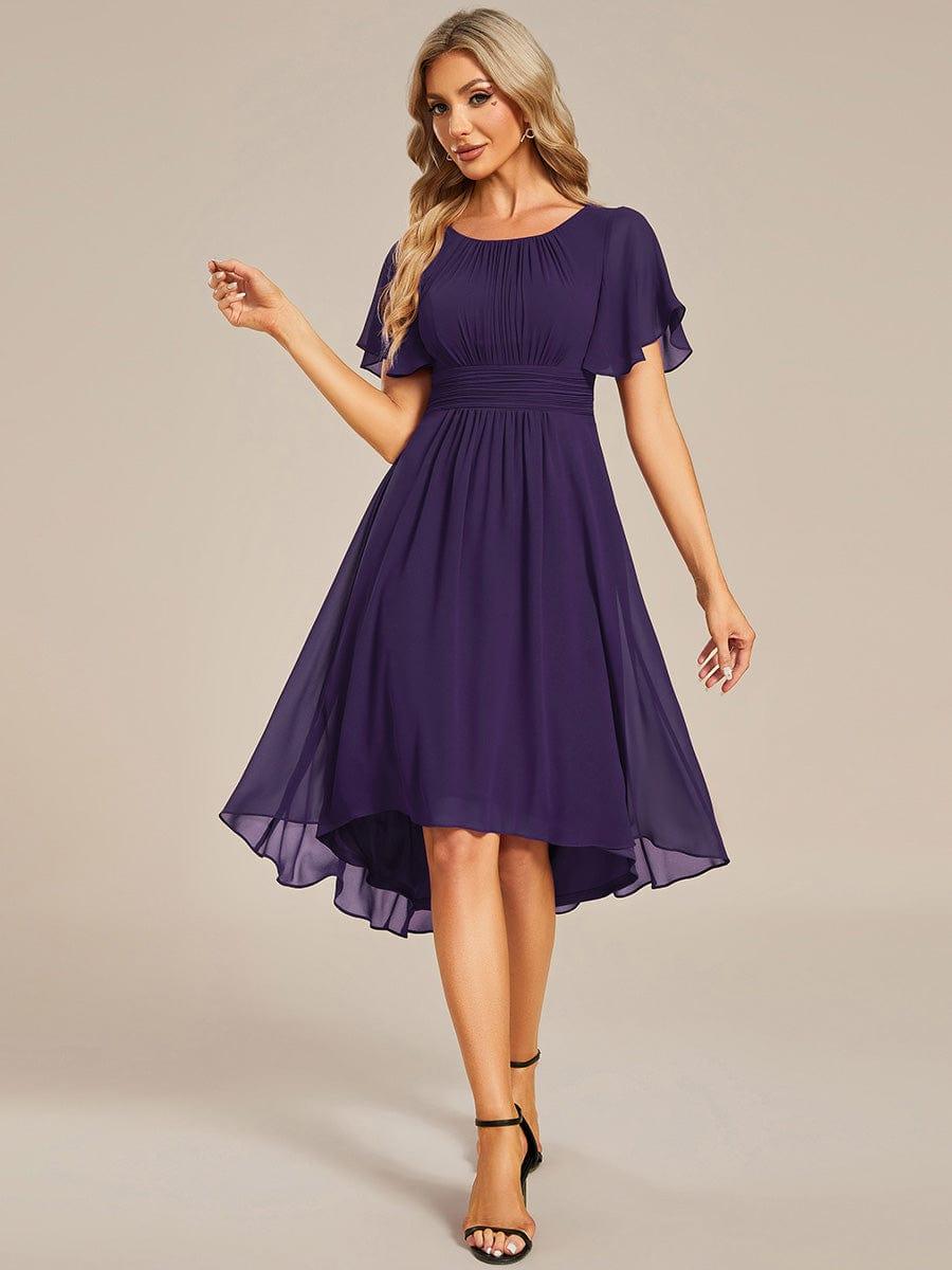 Robe d'invit¨¦ de mariage trap¨¨ze en mousseline fluide ¨¤ encolure ronde et longueur au genou #farbe_Dunkel Violett Robe d'invit¨¦ de mariage trap¨¨ze en mousseline fluide ¨¤ encolure ronde et longueur au genou #farbe_Dunkel Violett