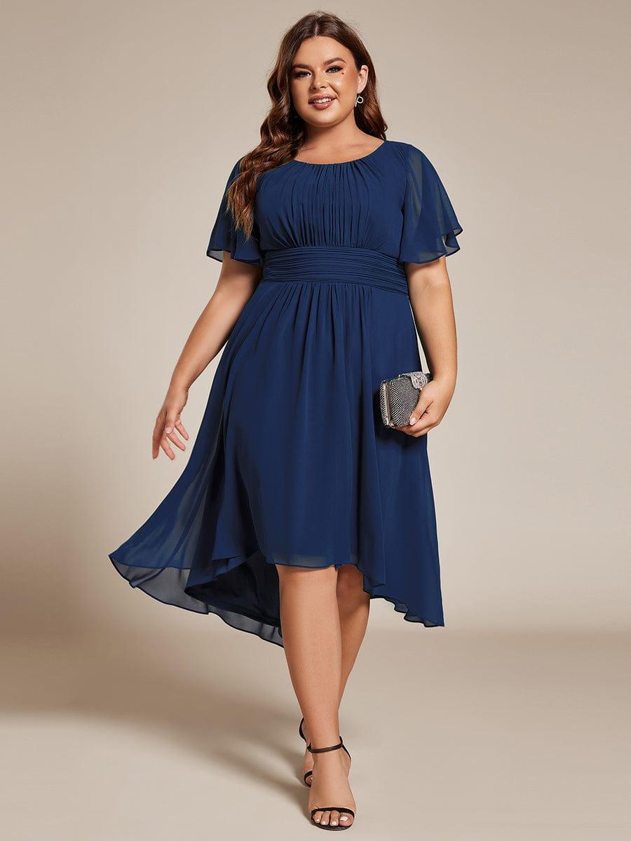 Robe d'invit¨¦ de mariage trap¨¨ze en mousseline fluide ¨¤ encolure ronde et longueur au genou #farbe_Navy Blau Robe d'invit¨¦ de mariage trap¨¨ze en mousseline fluide ¨¤ encolure ronde et longueur au genou #farbe_Navy Blau