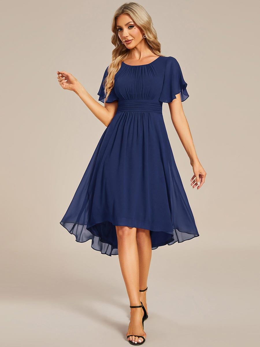 Robe d'invit¨¦ de mariage trap¨¨ze en mousseline fluide ¨¤ encolure ronde et longueur au genou #farbe_Navy Blau Robe d'invit¨¦ de mariage trap¨¨ze en mousseline fluide ¨¤ encolure ronde et longueur au genou #farbe_Navy Blau