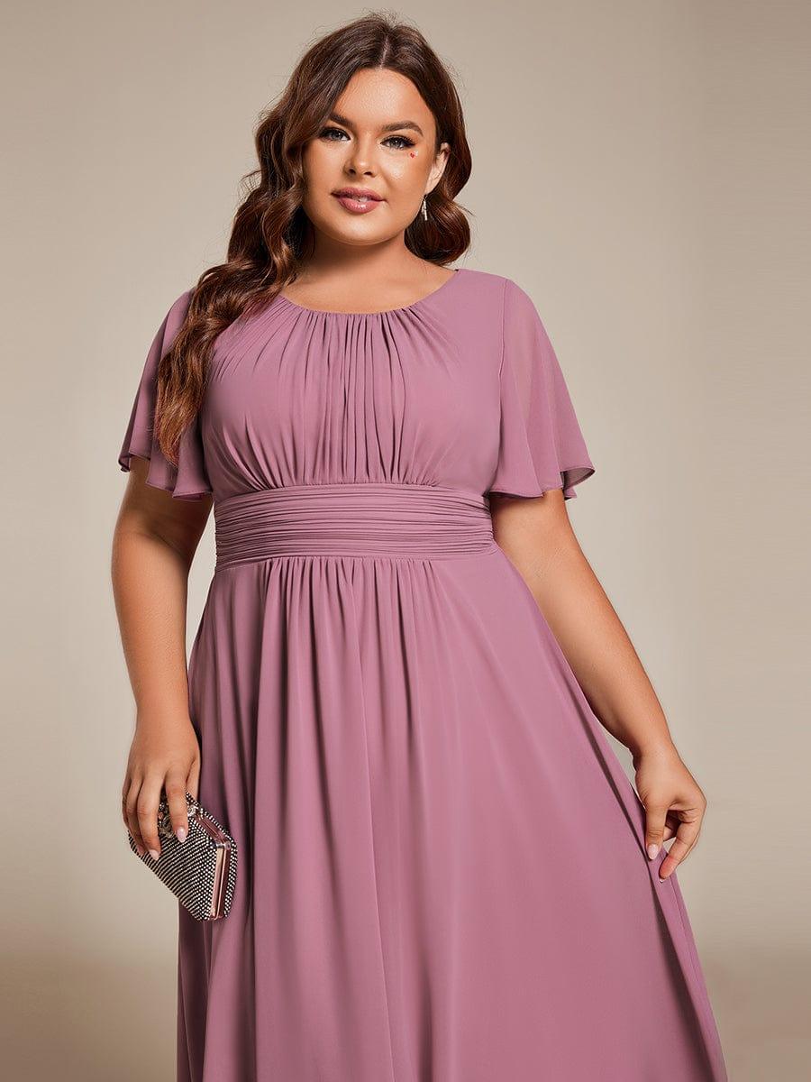 Robe d'invit¨¦ de mariage trap¨¨ze en mousseline fluide ¨¤ encolure ronde et longueur au genou #farbe_Orchid Robe d'invit¨¦ de mariage trap¨¨ze en mousseline fluide ¨¤ encolure ronde et longueur au genou #farbe_Orchid
