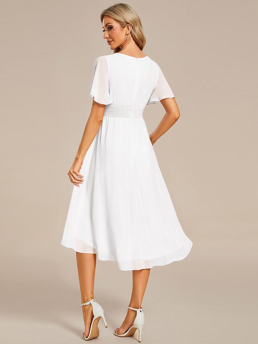 Robe d'invit¨¦ de mariage trap¨¨ze en mousseline fluide ¨¤ encolure ronde et longueur au genou #farbe_Weiss Robe d'invit¨¦ de mariage trap¨¨ze en mousseline fluide ¨¤ encolure ronde et longueur au genou #farbe_Weiss
