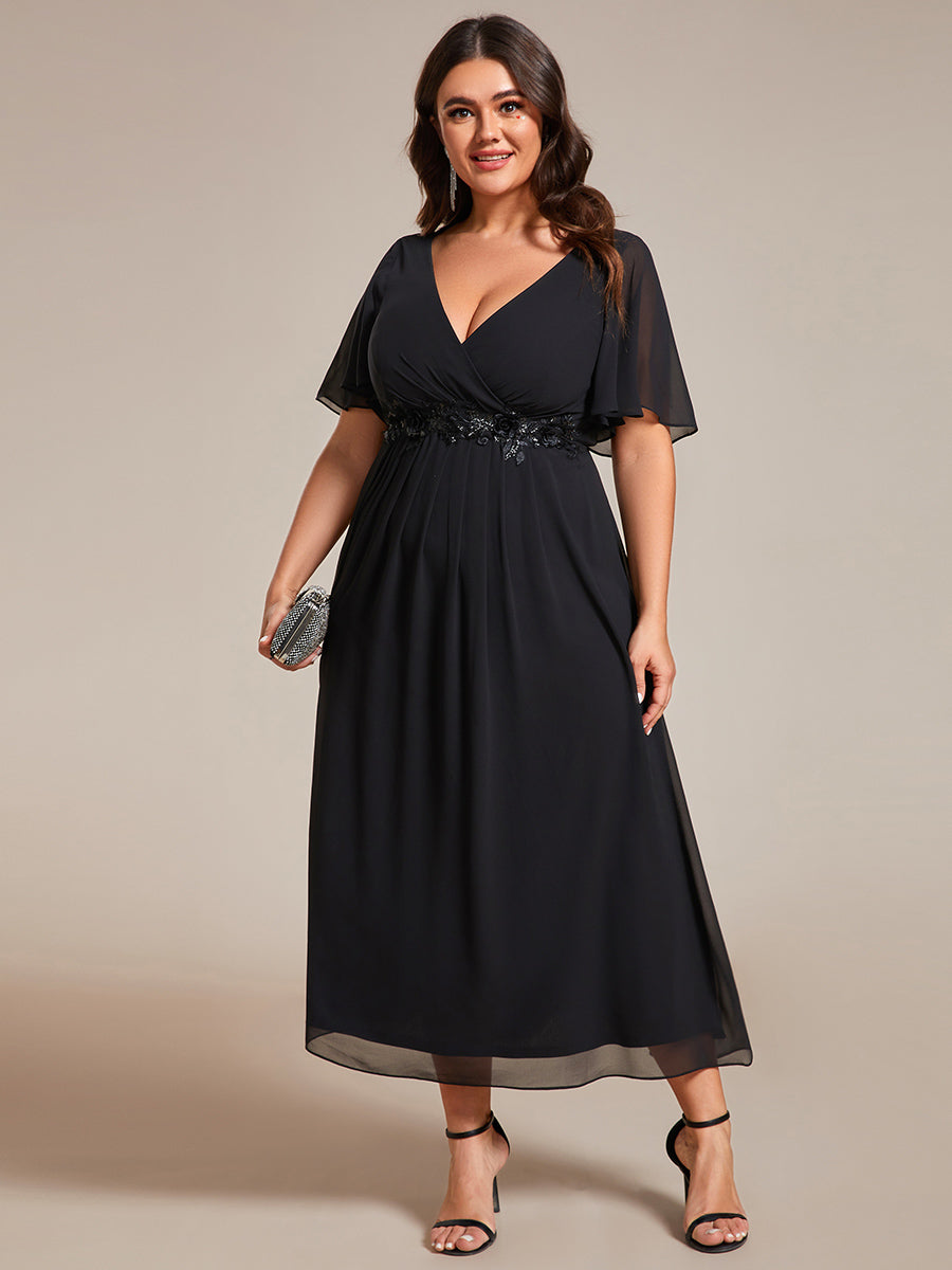 Midi Länge V-Ausschnitt A-Linie Chiffon Kleid Mit Applikationen Und Raffung Details Kleid #Farbe_Schwarz