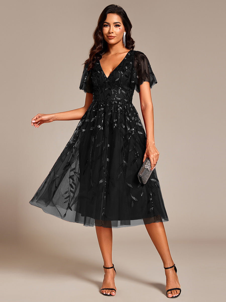 Midi Länge V-Ausschnitt A-Linie Pailletten Kleid Mit Besticktem Blumenmuster Und Gerafften Details #Farbe_Schwarz