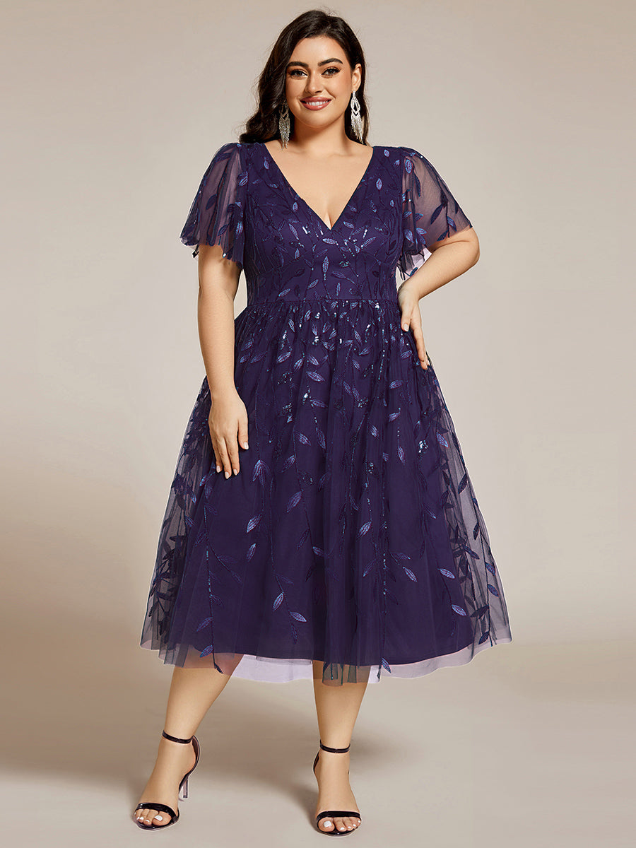 Midi Länge V-Ausschnitt A-Linie Pailletten Kleid Mit Besticktem Blumenmuster Und Gerafften Details #Farbe_Dunkelviolett