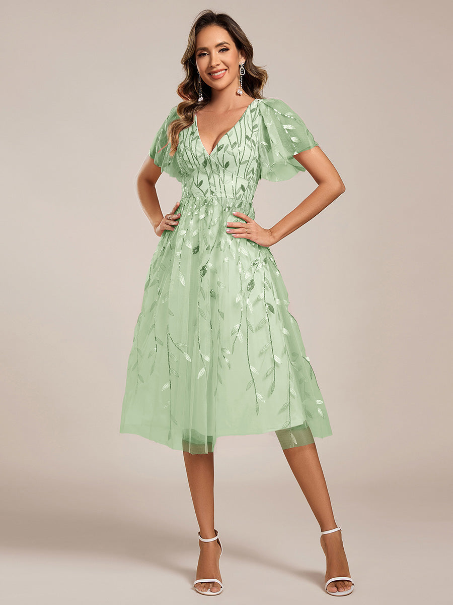 Midi Länge V-Ausschnitt A-Linie Pailletten Kleid Mit Besticktem Blumenmuster Und Gerafften Details #Farbe_Mintgrün