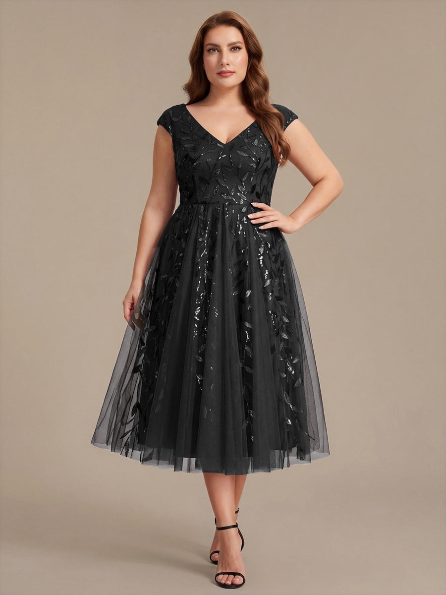 Midi Pailletten A-Linie Kleid Mit V-Ausschnitt Und Patchwork Details #Farbe_Schwarz