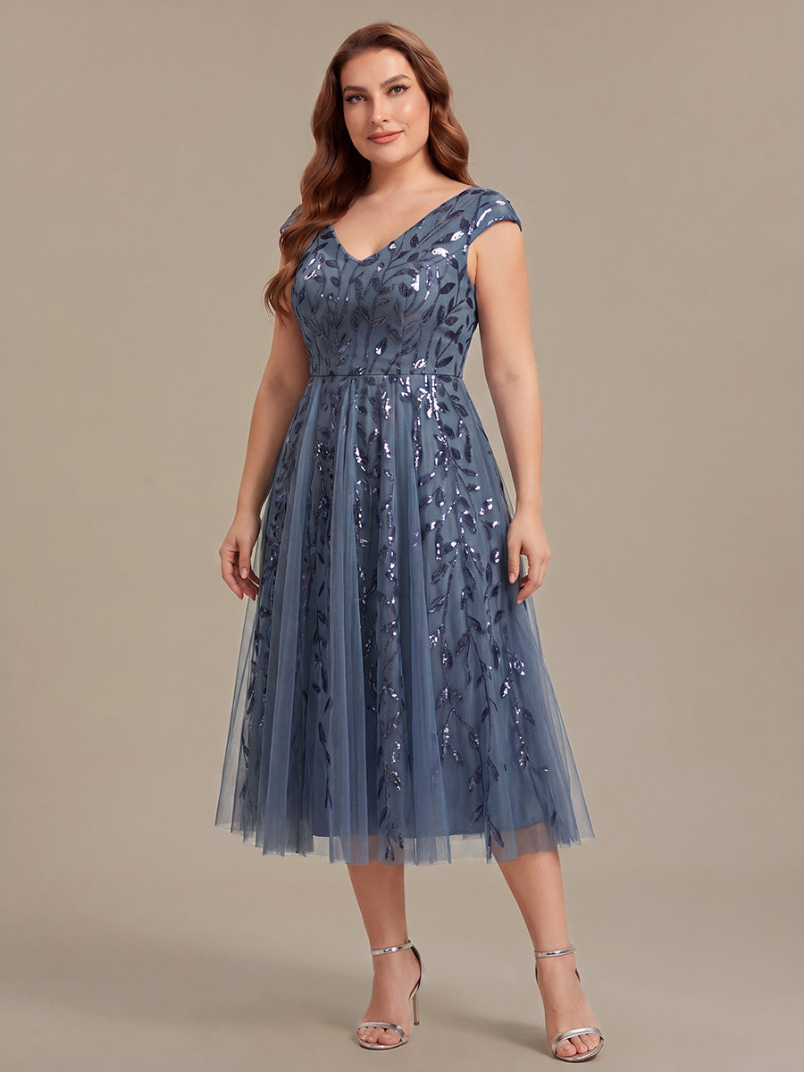 Midi Pailletten A-Linie Kleid Mit V-Ausschnitt Und Patchwork Details #Farbe_Taubenblau