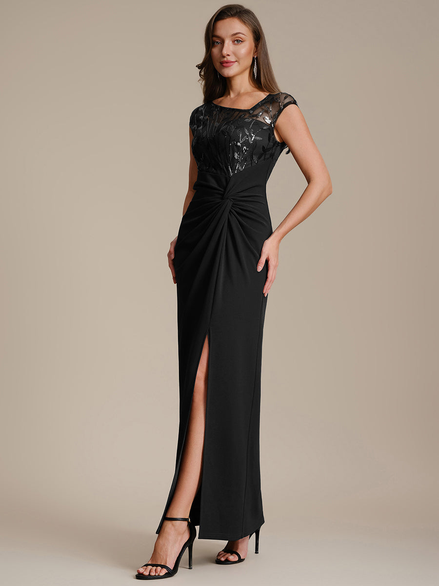 Maxi Asymmetrisches Bodycon Krepp Kleid Mit Oberschenkel Hohem Schlitz Und Pailletten Details Kleid #Farbe_Schwarz