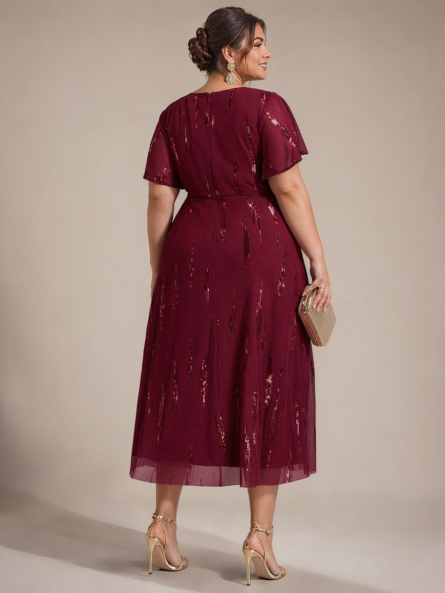 Tea Länge V Ausschnitt Etui Kleid Aus Tüll Mit Pailletten Und Schlitz Zum Binden Kleid #Farbe_Burgunderrot