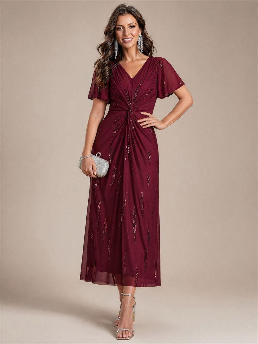 Tea Länge V Ausschnitt Etui Kleid Aus Tüll Mit Pailletten Und Schlitz Zum Binden Kleid #Farbe_Burgunderrot