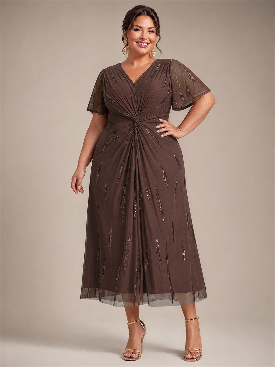 Tea Länge V Ausschnitt Etui Kleid Aus Tüll Mit Pailletten Und Schlitz Zum Binden Kleid #Farbe_Schokoladenbraun