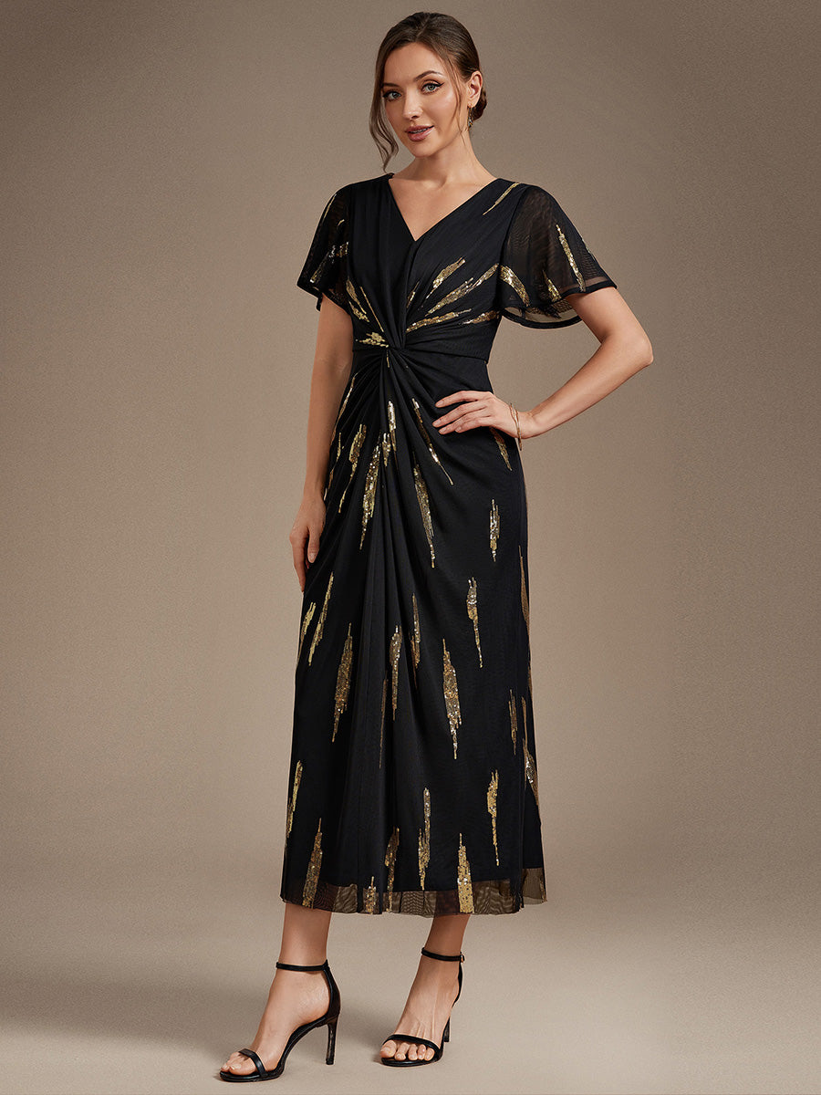 Tea Länge V Ausschnitt Etui Kleid Aus Tüll Mit Pailletten Und Schlitz Zum Binden Kleid #Farbe_Schwarz & Gold