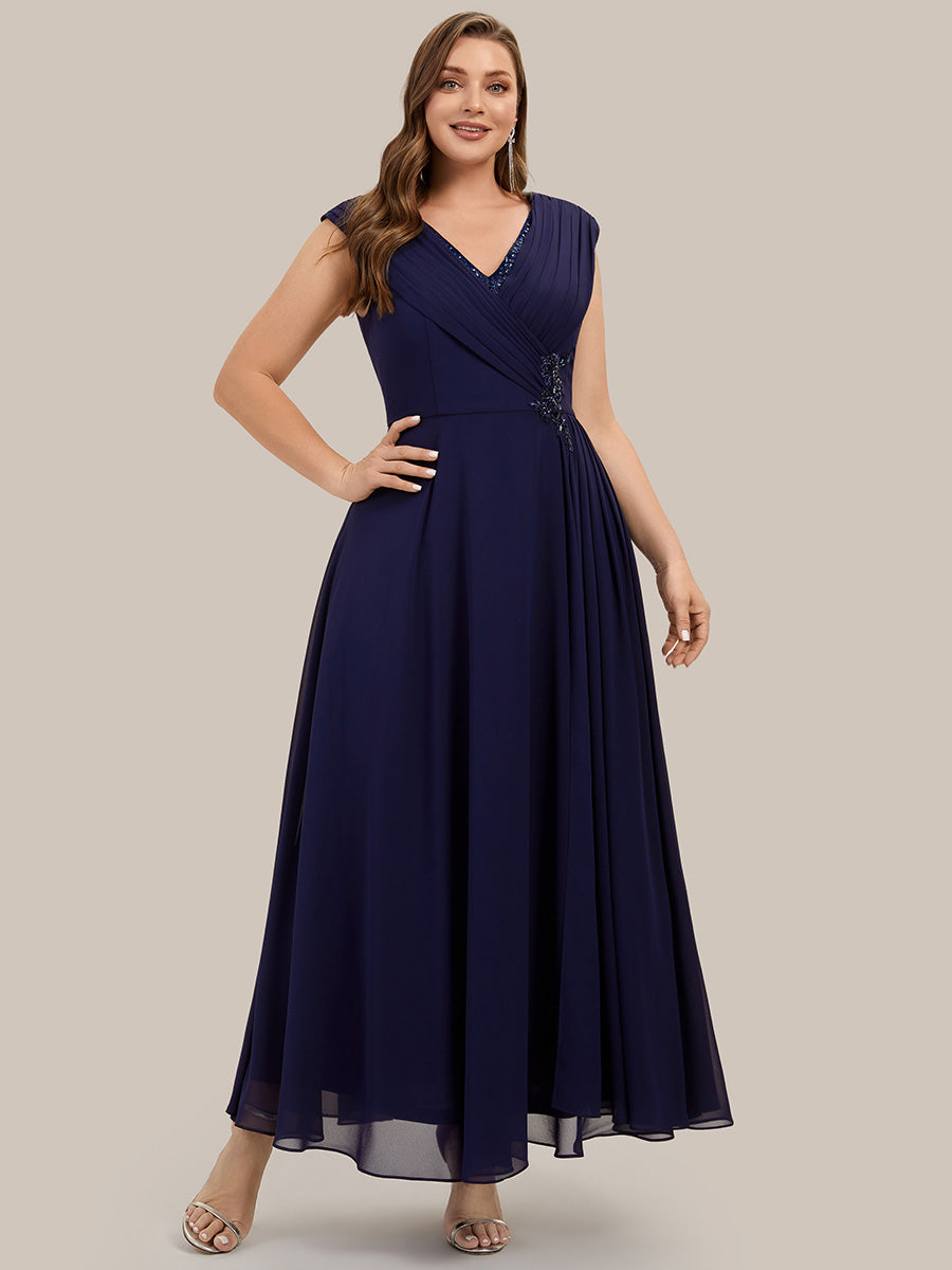 Maxilänge V-Ausschnitt A-Linie Chiffon Kleid Mit Tiefem V-Ausschnitt Applikationen Und Fließenden Bändern #Farbe_Marineblau
