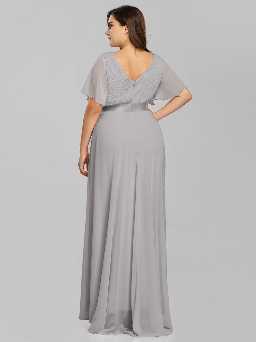 Langes Brautjungfernkleid mit Empire-Taille und kurzen, flatternden Ärmeln #Farbe_Grau