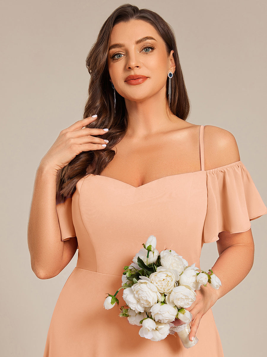 Bodenlanger Offshoulder A-Linien Chiffon Kleid Mit Hohem Schlitz #Farbe_Pfirsich