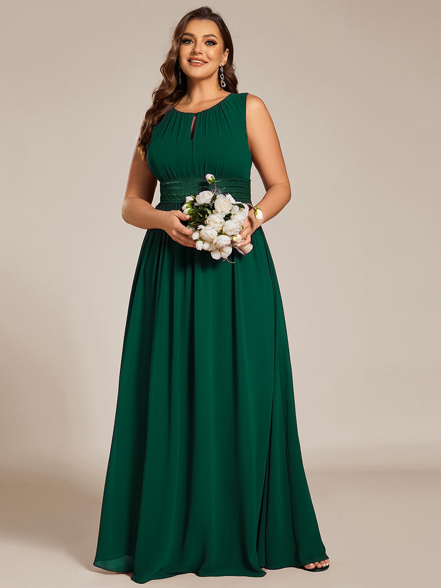 Bodenlanger A-Linien Chiffon Kleid Mit Rundhalsausschnitt Und Bestickten Details #Farbe_Dunkelgrün