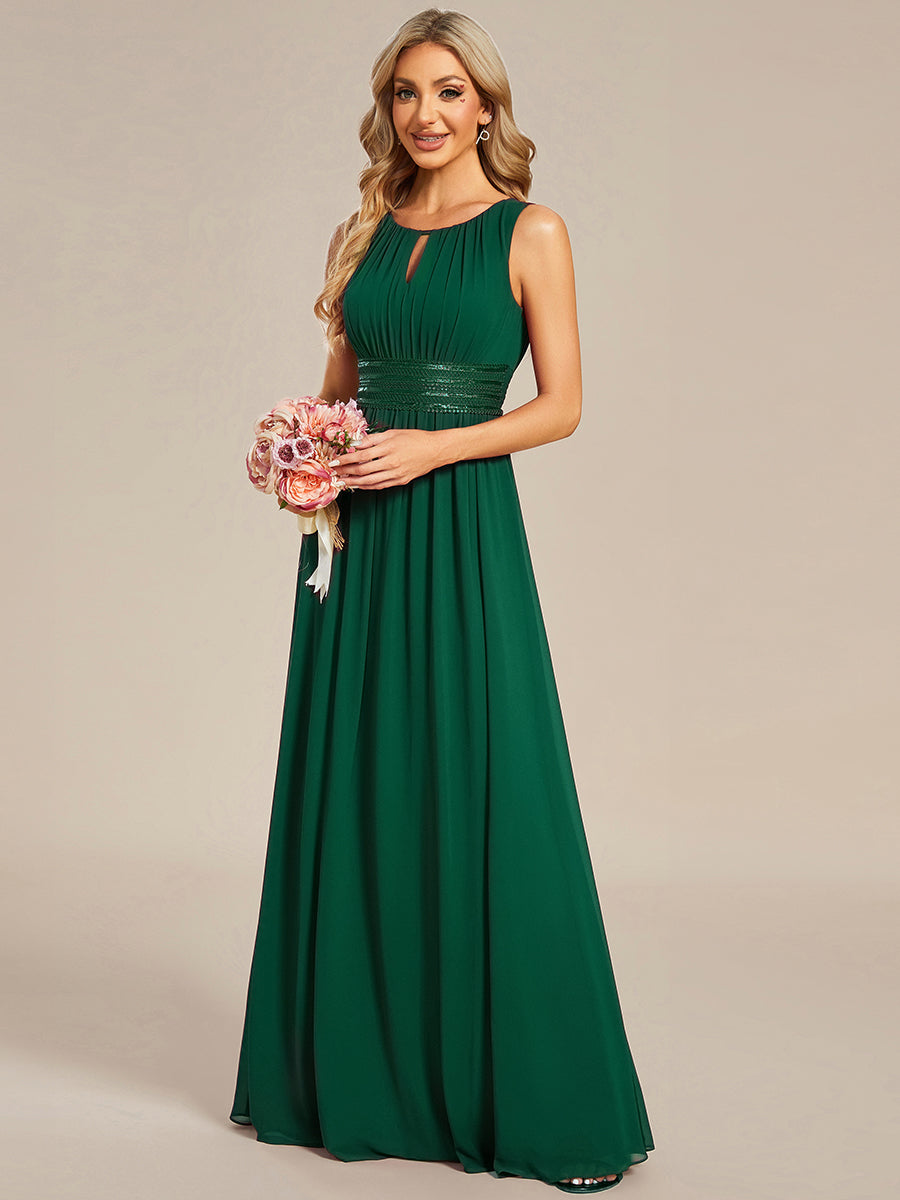 Bodenlanger A-Linien Chiffon Kleid Mit Rundhalsausschnitt Und Bestickten Details #Farbe_Dunkelgrün