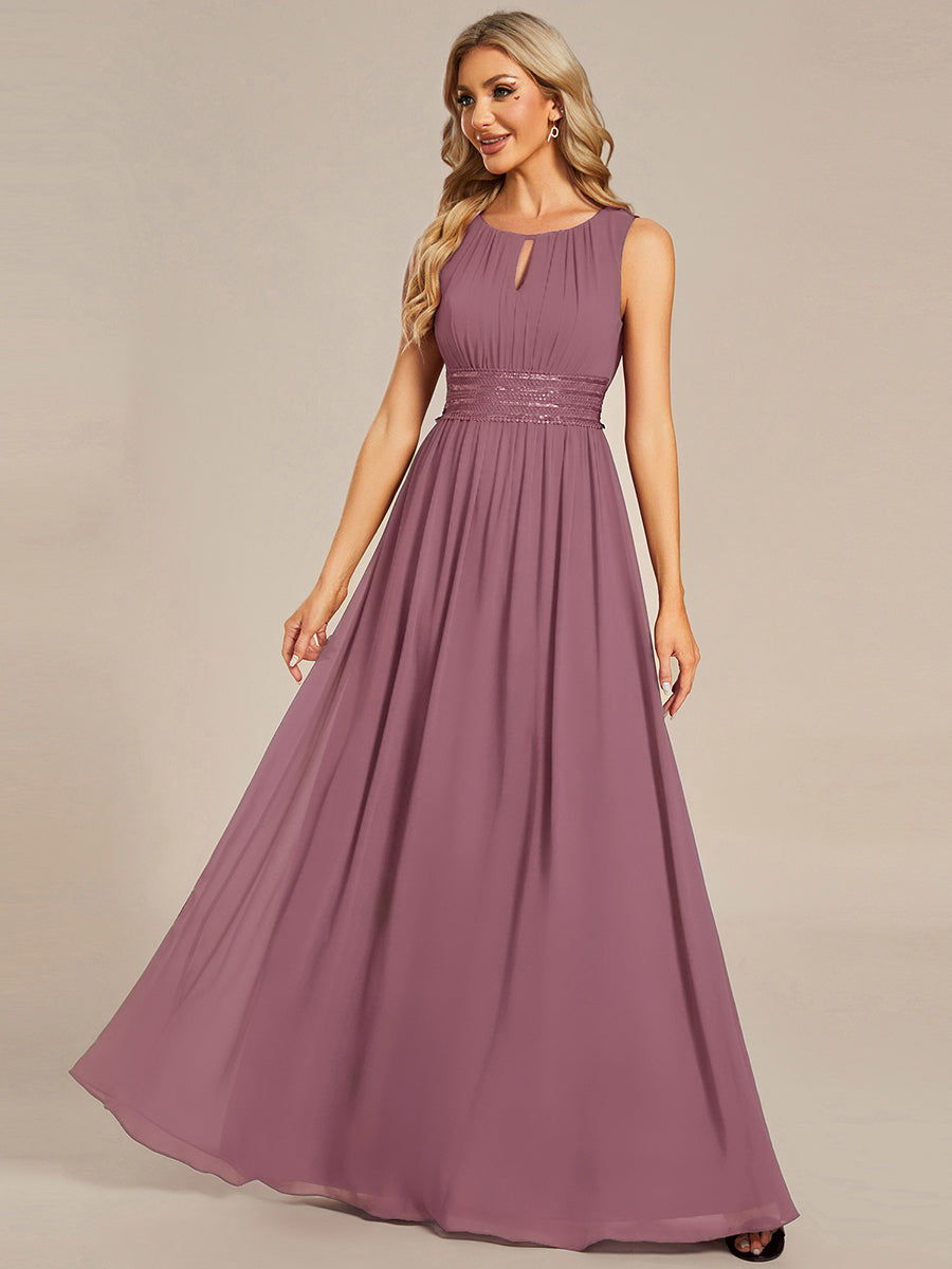 Bodenlanger A-Linien Chiffon Kleid Mit Rundhalsausschnitt Und Bestickten Details #Farbe_Orchideenviolett