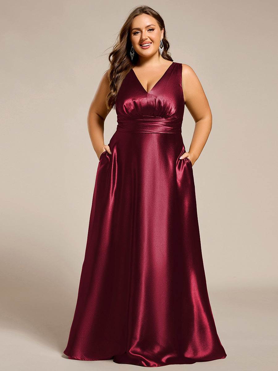 Bodenlanger V-Ausschnitt A-Linie Satin Kleid Mit Tiefem V-Ausschnitt Und Gerafften Details #Farbe_Burgunderrot