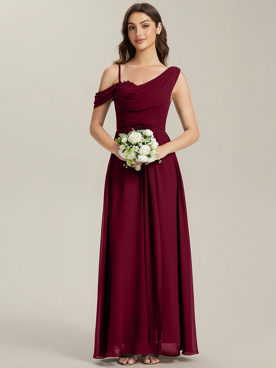 Bodenlanger Asymmetrischer A-Linien Chiffonkleid Mit Pailletten Hohem Schlitz Cowl Neck Kleid #Farbe_Burgunderrot