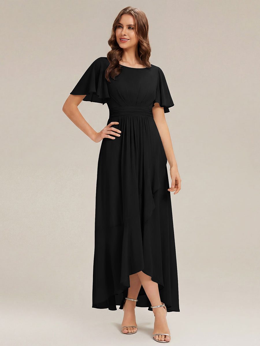 High-Low Chiffon Kleid Mit Rundhalsausschnitt Asymmetrischem Saum Gerüschten Und Rüschen Details Faltenoptik #Farbe_Schwarz