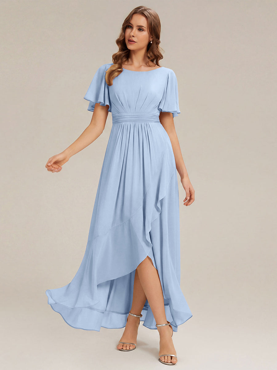 High-Low Chiffon Kleid Mit Rundhalsausschnitt Asymmetrischem Saum Gerüschten Und Rüschen Details Faltenoptik #Farbe_Eisblau