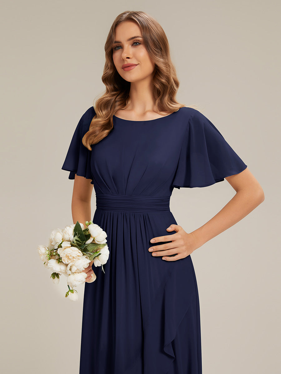 High-Low Chiffon Kleid Mit Rundhalsausschnitt Asymmetrischem Saum Gerüschten Und Rüschen Details Faltenoptik #Farbe_Marineblau