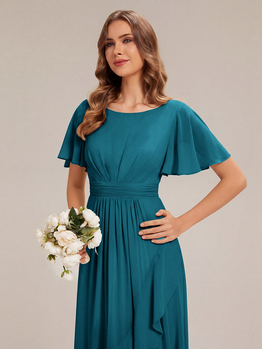 High-Low Chiffon Kleid Mit Rundhalsausschnitt Asymmetrischem Saum Gerüschten Und Rüschen Details Faltenoptik #Farbe_Petrol