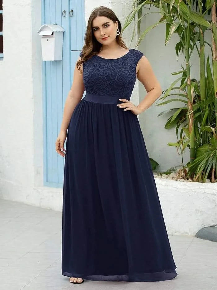 Größe Nach Maß Klassische A-Linie Chiffon Spitze Rundhals Brautjungfernkleider 00646